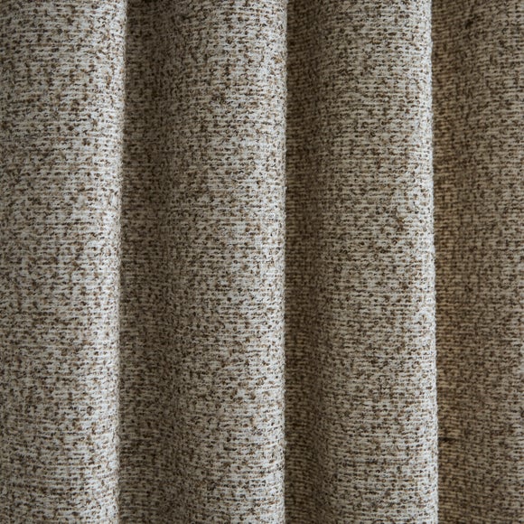 Carousel navigation image position 3 of 7