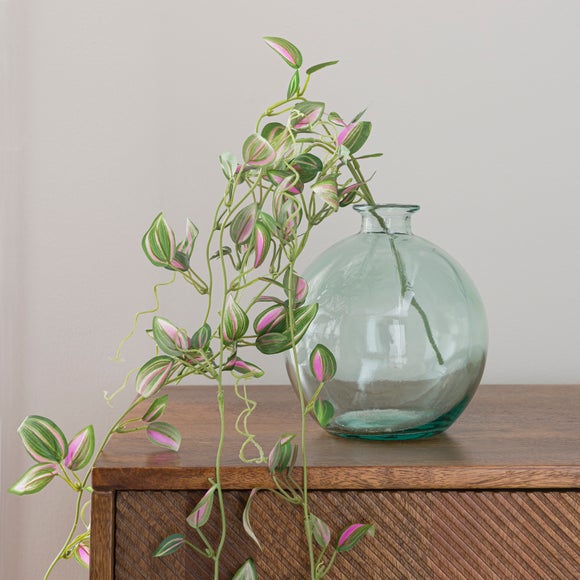 Carousel navigation image position 2 of 3