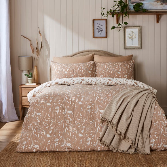 Elsie Botanical Reversible Duvet Cover Pillowcase Set