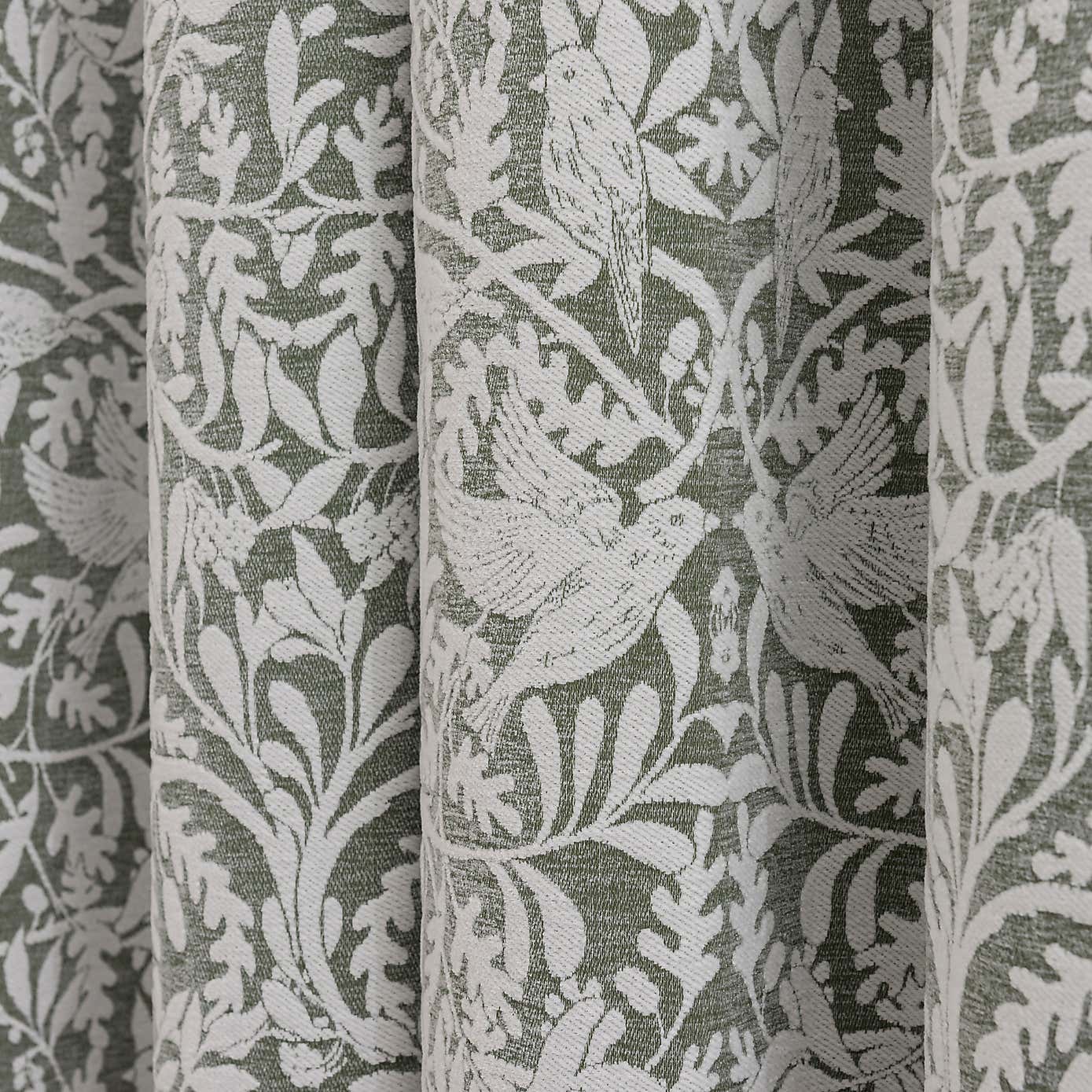 Carousel zoom image position 3 of 5