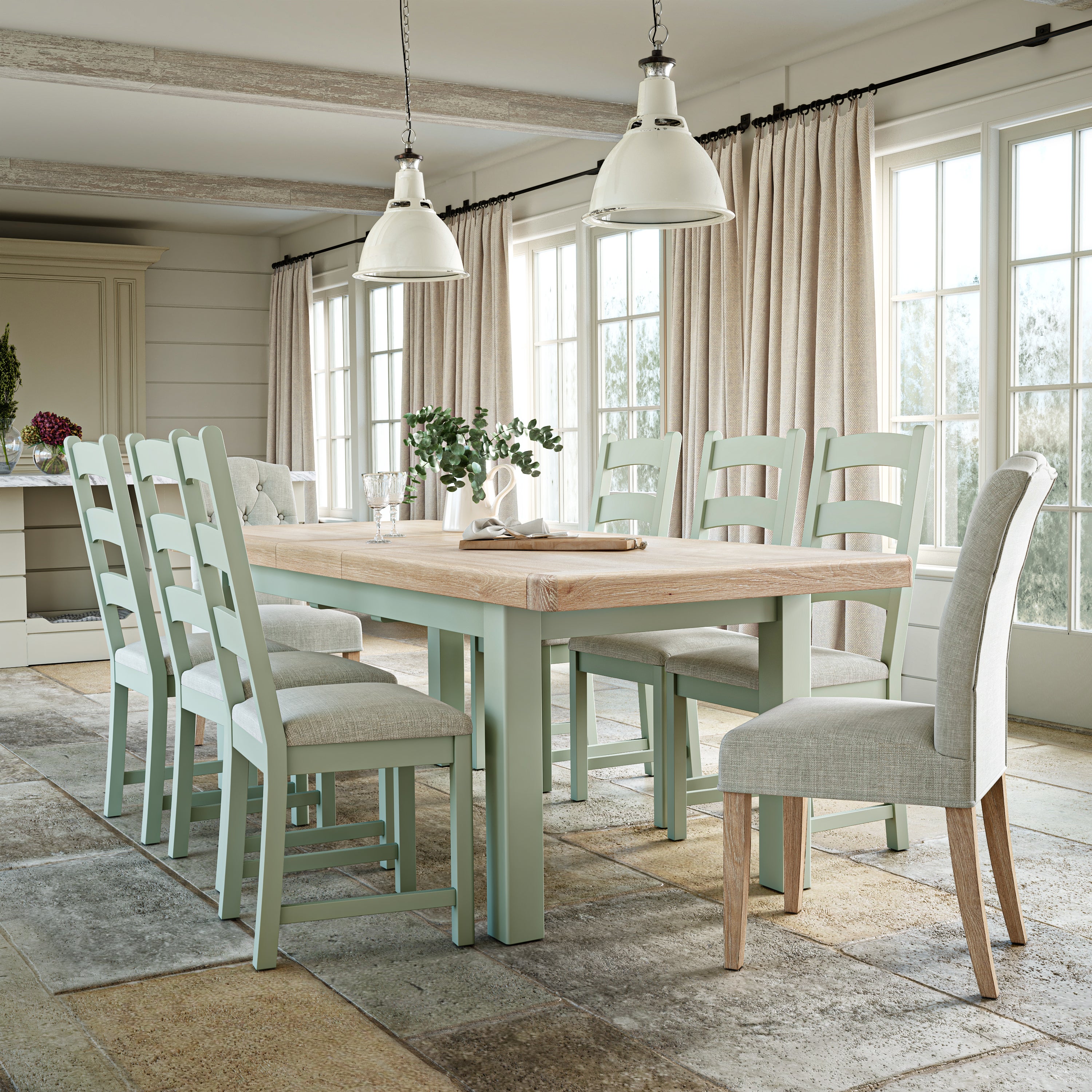 Salcombe 6 8 Seater Extendable Dining Table Green