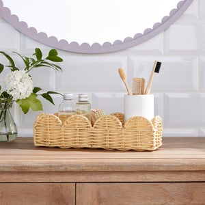 Heart And Soul Scallop Slim Basket Tray