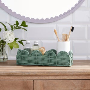 Heart And Soul Scallop Slim Basket Tray