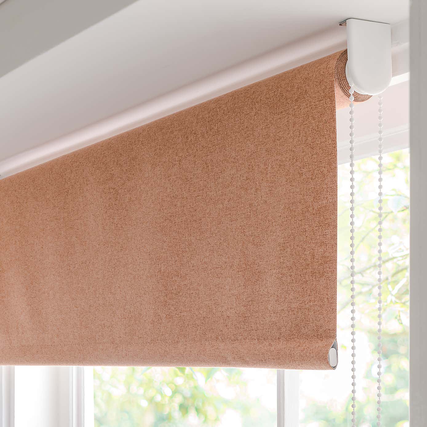 Carousel zoom image position 4 of 6