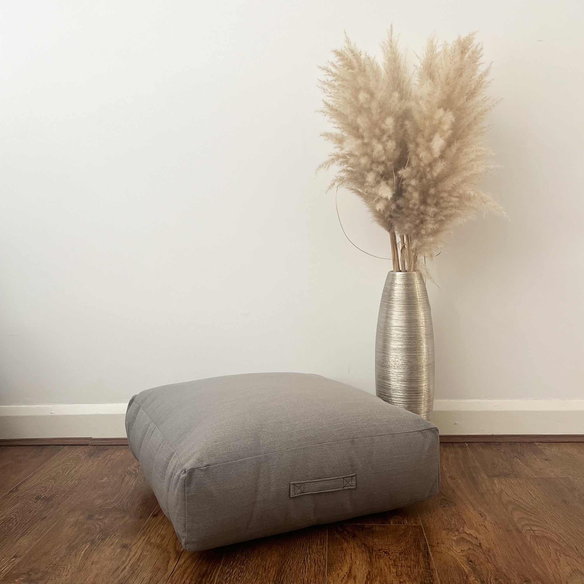 Daro Meadow Square Floor Cushion Grey