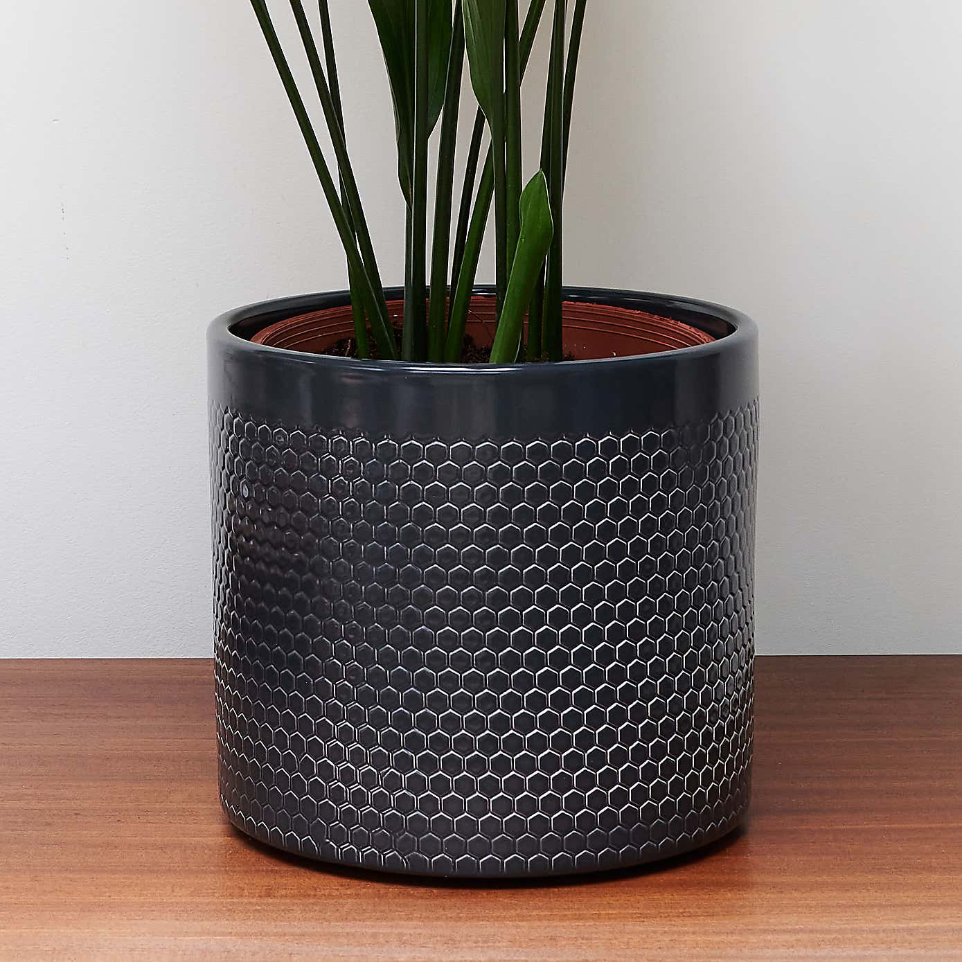 Carousel zoom image position 3 of 4