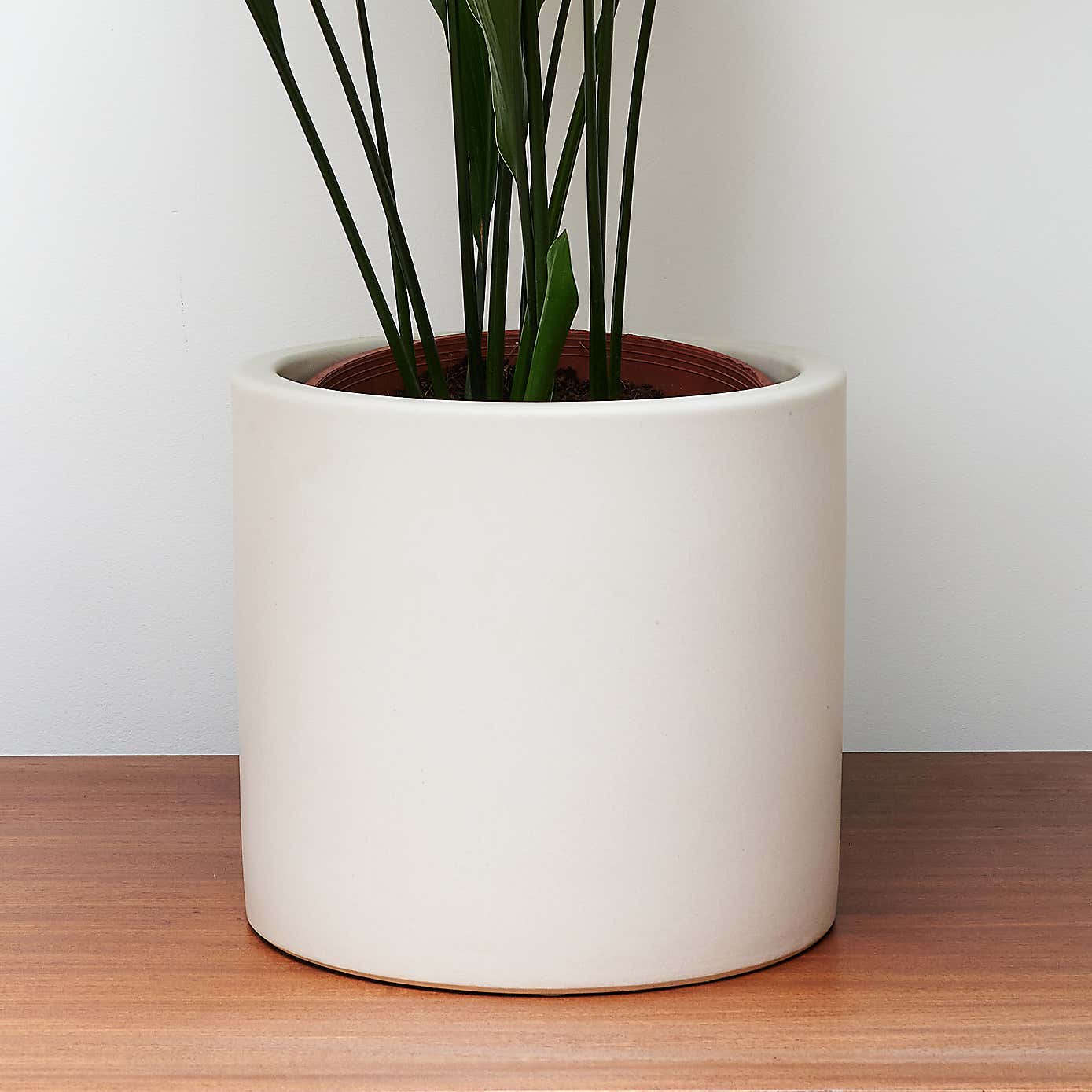 Carousel zoom image position 3 of 4