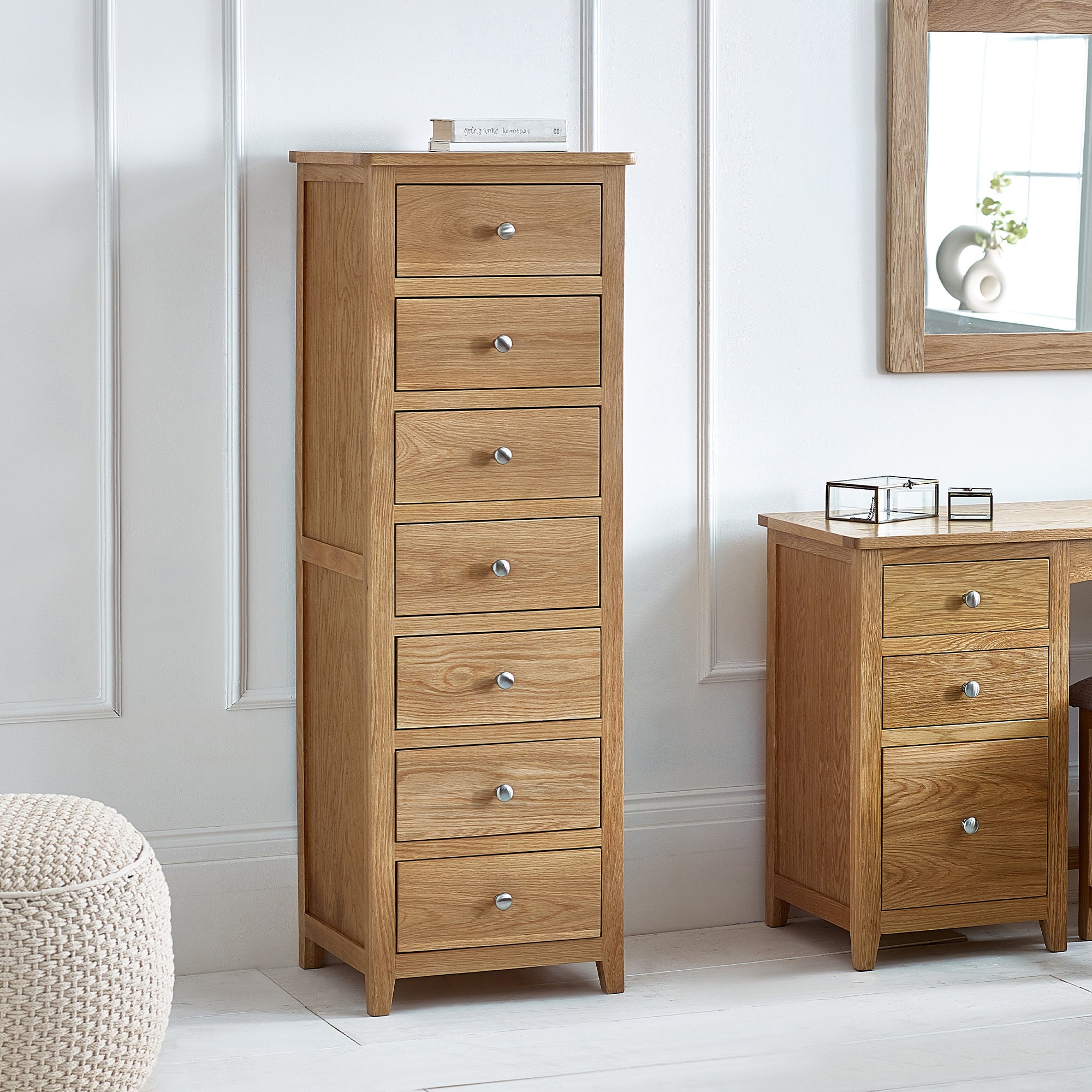 Jenkins 7 Drawer Narrow Chest Oak Oak