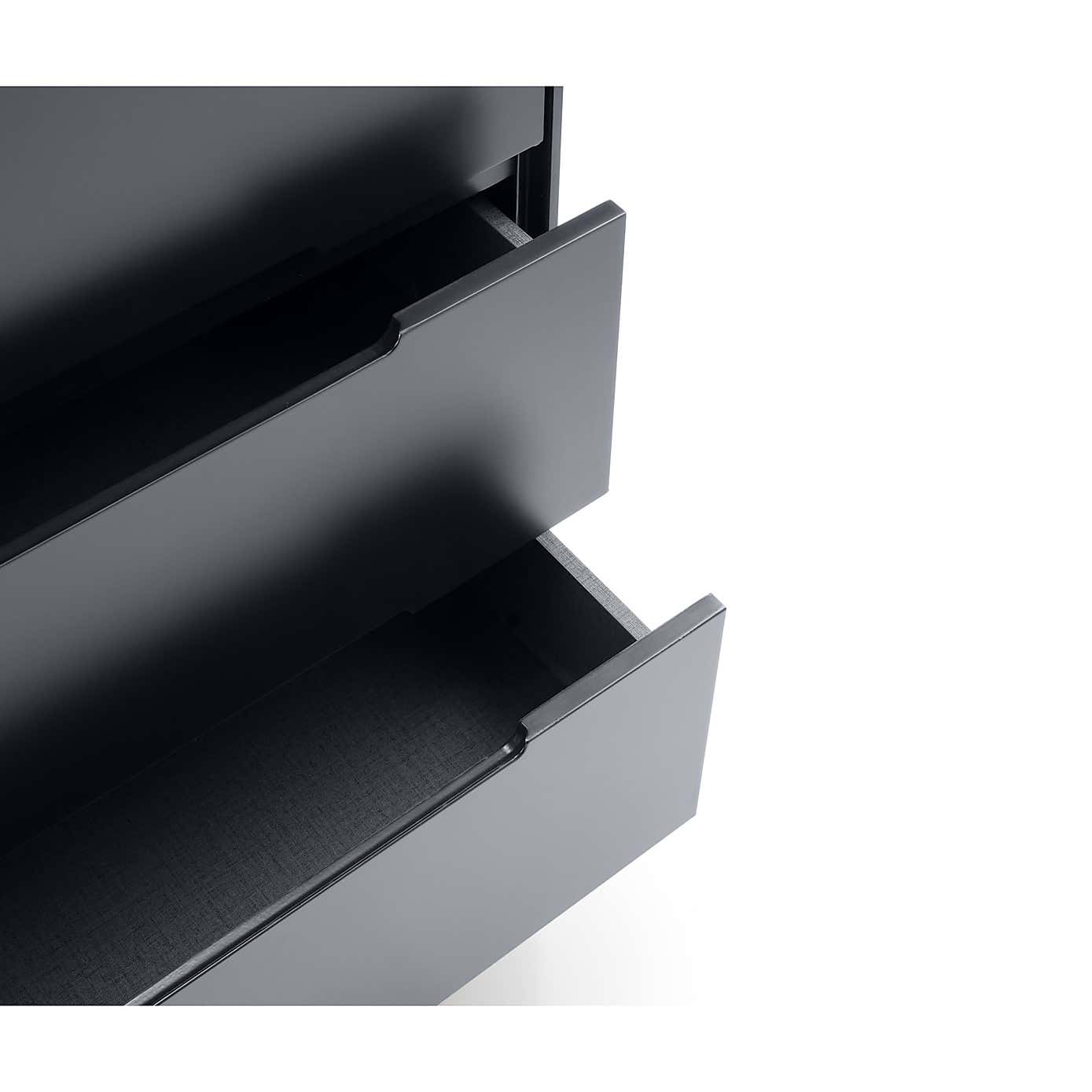 Carousel zoom image position 9 of 9