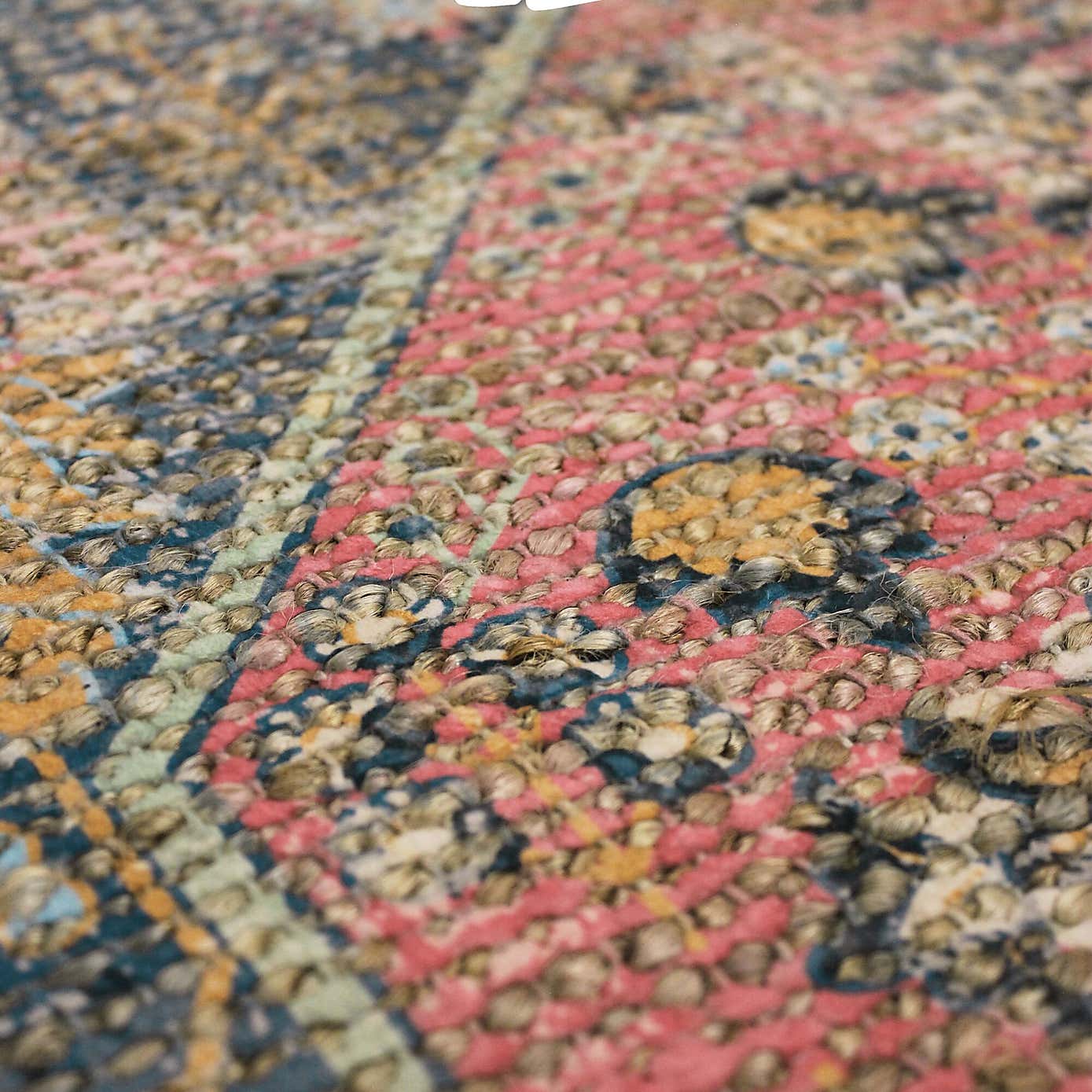 Carousel zoom image position 2 of 5