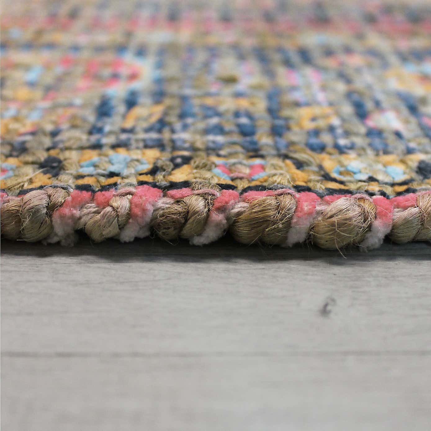 Carousel zoom image position 3 of 5