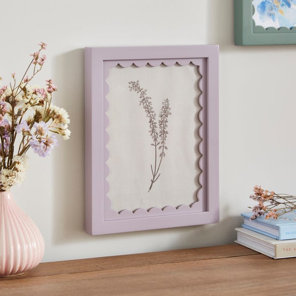 Remi Scalloped Photo Frame