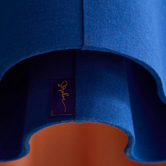 Carousel navigation image position 3 of 6