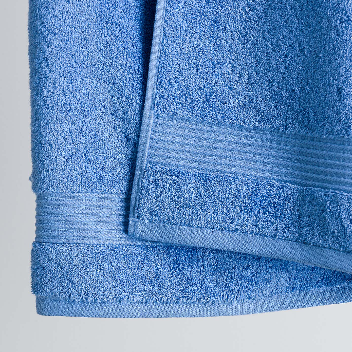 Carousel zoom image position 3 of 4