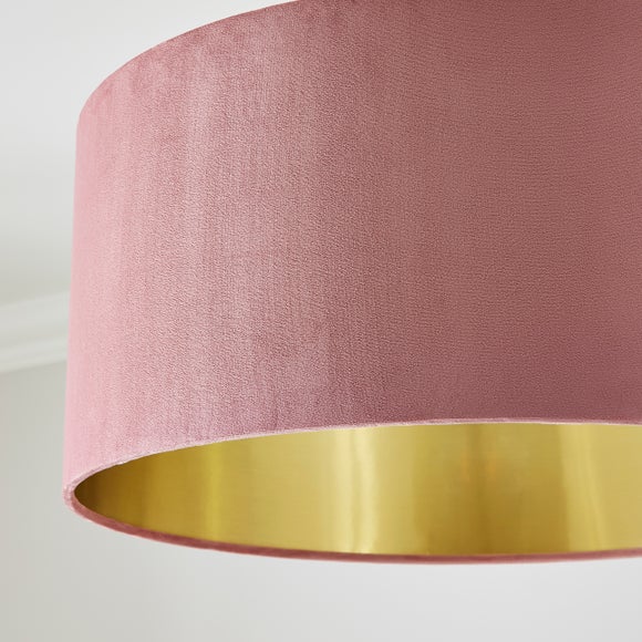 Carousel navigation image position 3 of 5