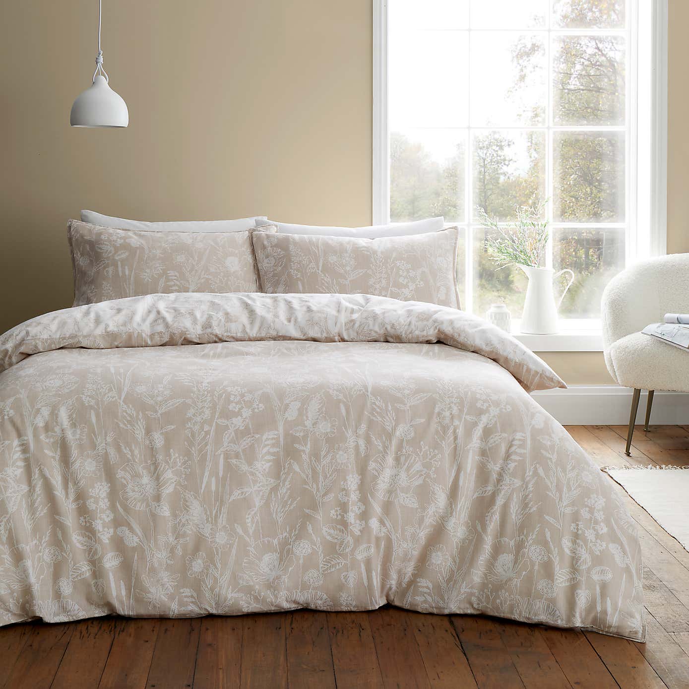 Carousel zoom image position 3 of 5