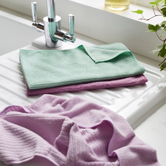 View Pack Of 3 Jumbo Microfibre Cloths