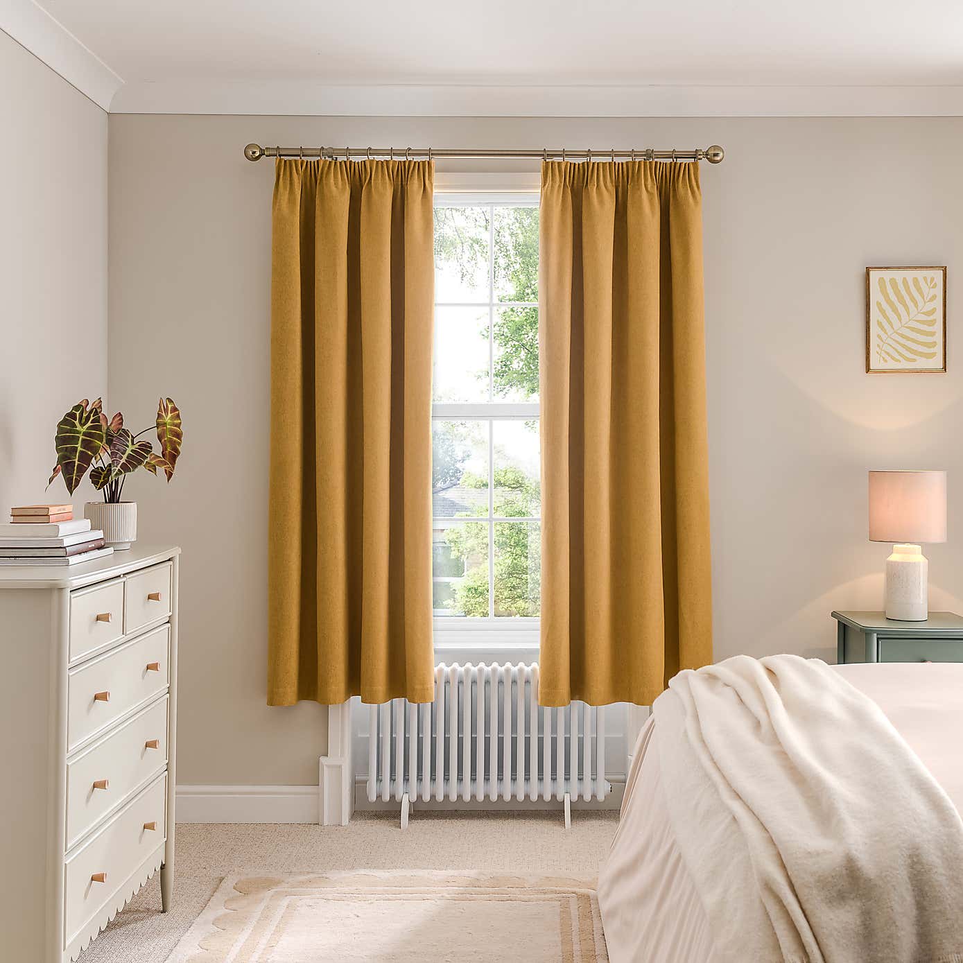 Carousel zoom image position 4 of 9