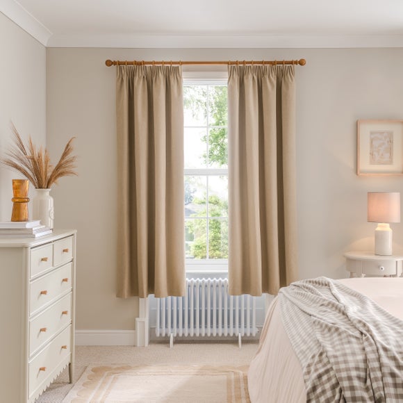 Carousel navigation image position 4 of 10