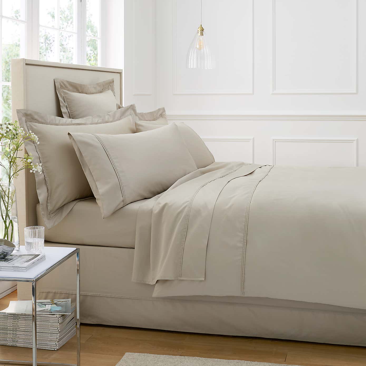 Carousel zoom image position 2 of 5