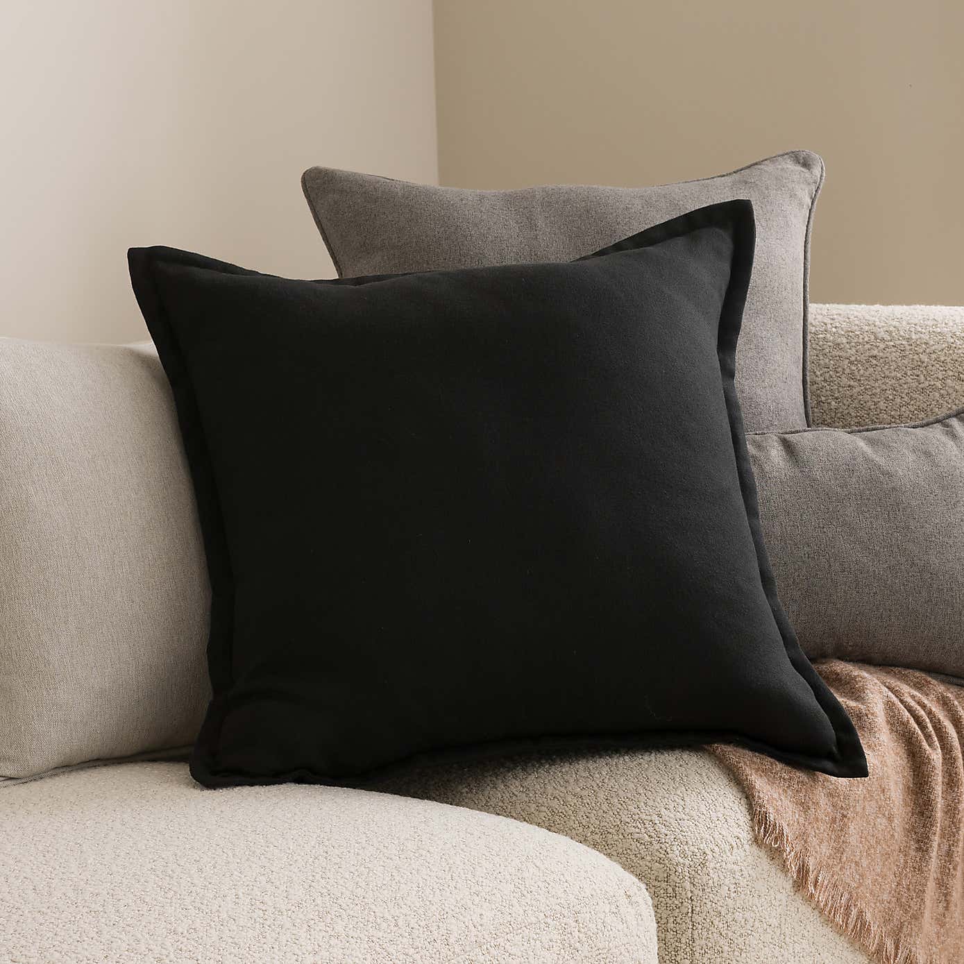 Carousel zoom image position 4 of 5