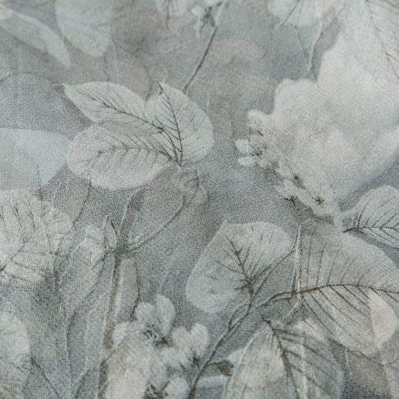 Carousel navigation image position 3 of 5