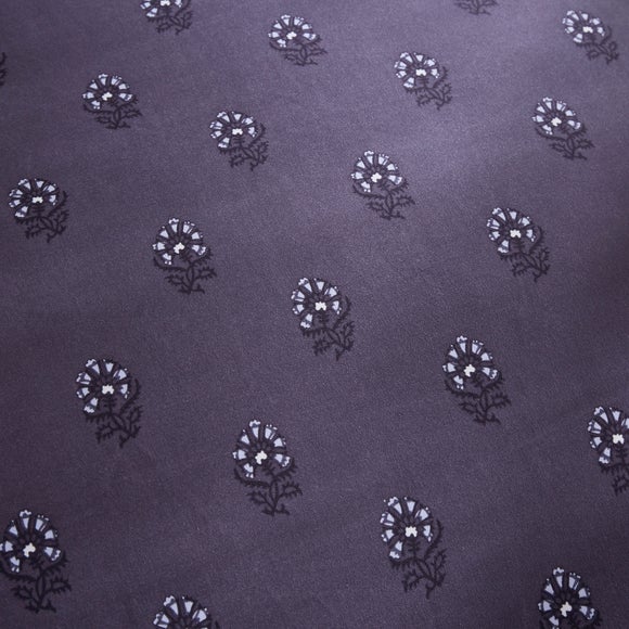 Carousel navigation image position 6 of 10