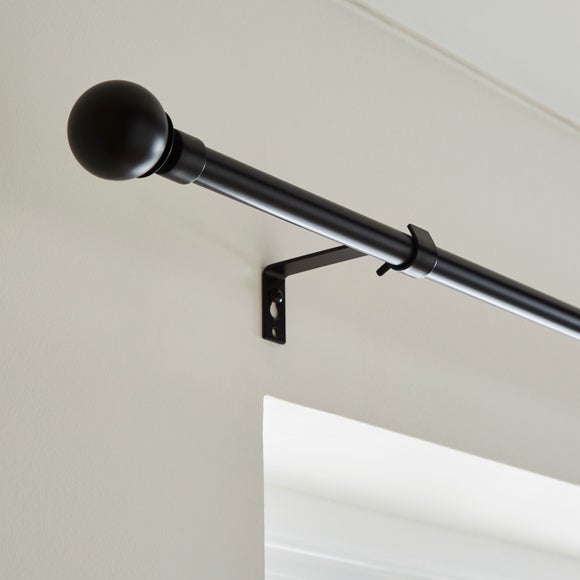 Globe Extendable Metal Eyelet Curtain Pole