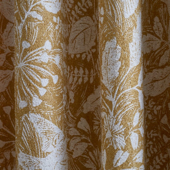 Carousel navigation image position 3 of 9