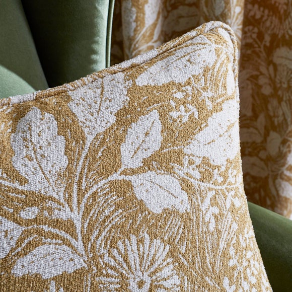 Carousel navigation image position 7 of 9