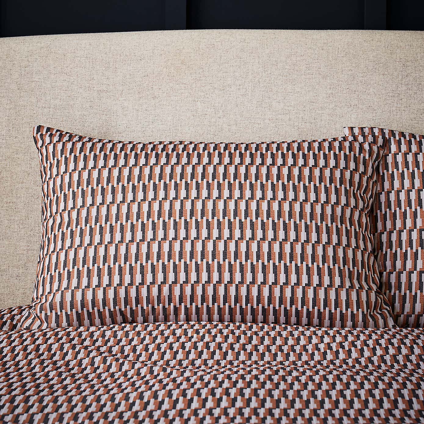 Carousel zoom image position 2 of 6