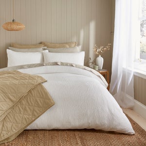 Larken Seersucker Duvet Cover And Pillowcase Set