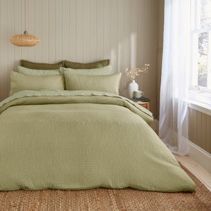 Larken Seersucker Duvet Cover And Pillowcase Set