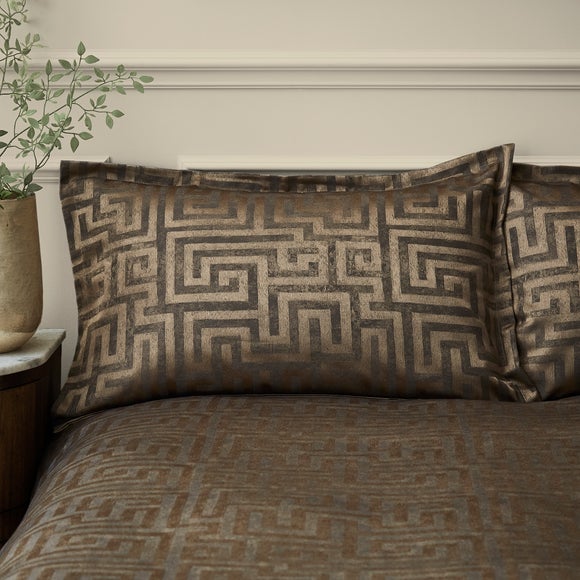 Hotel Tris Greek Key Gold Oxford Pillowcase