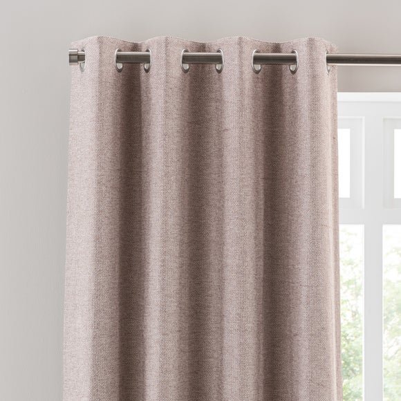 Chester Eyelet Curtains