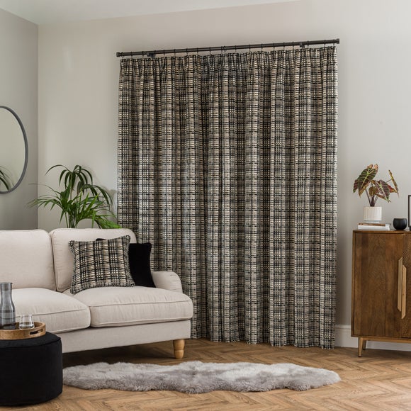 Carousel navigation image position 3 of 8