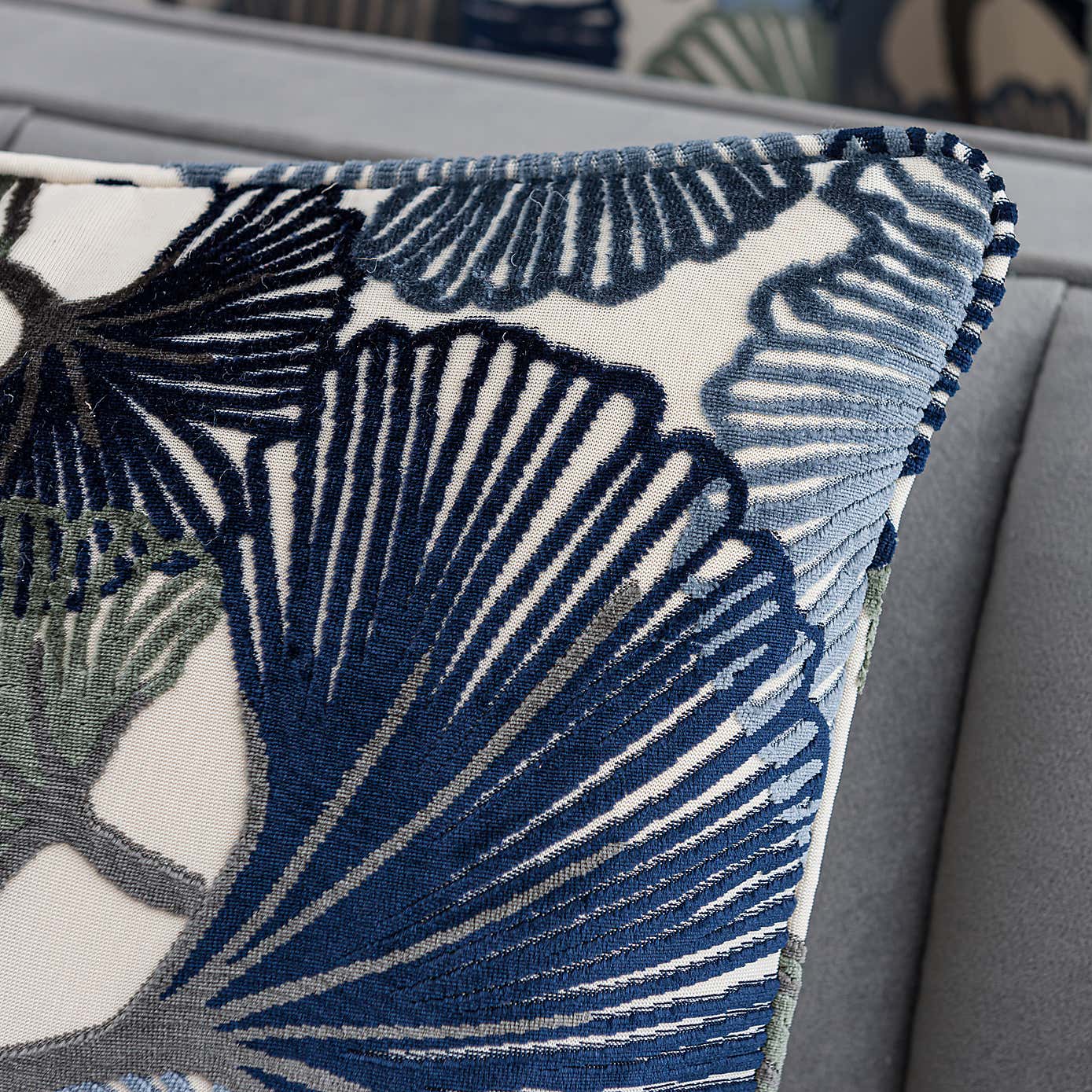 Carousel zoom image position 7 of 8