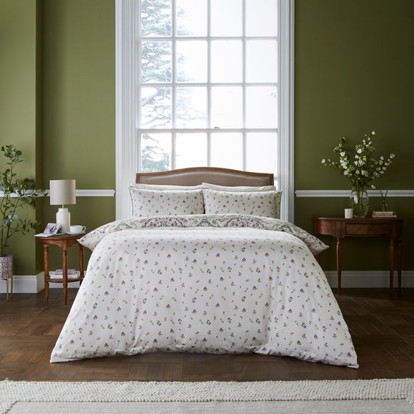 Carousel navigation image position 3 of 6