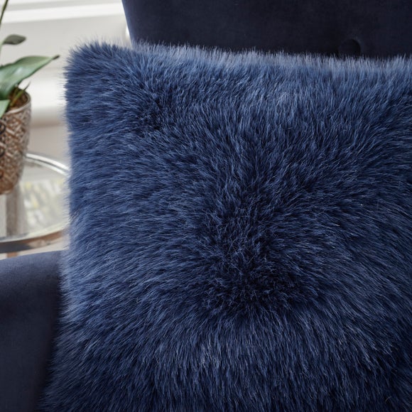 Carousel navigation image position 2 of 4