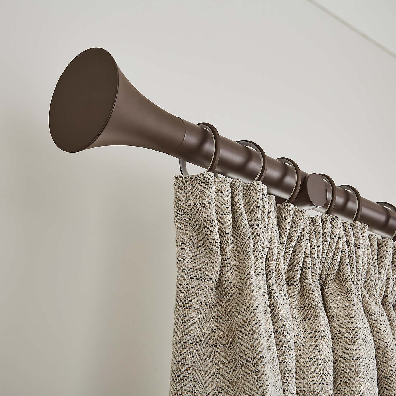 Carousel zoom image position 4 of 6