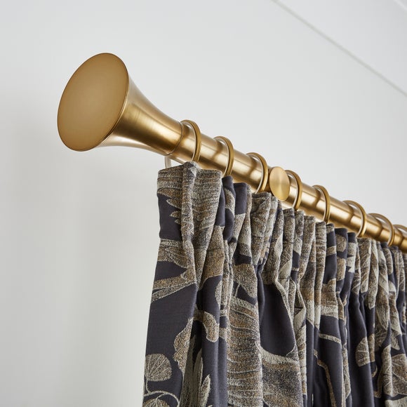 Carousel navigation image position 4 of 7