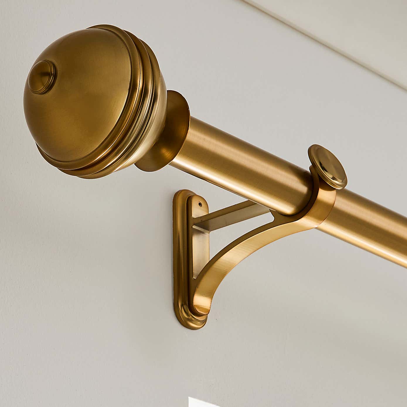 Carousel zoom image position 3 of 6