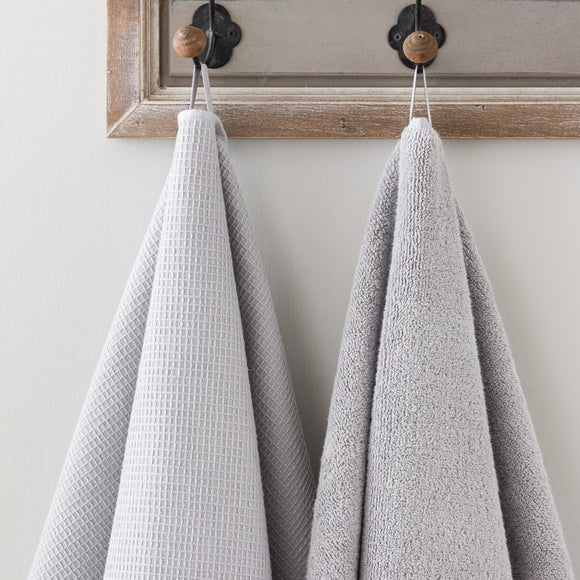 Carousel navigation image position 4 of 5