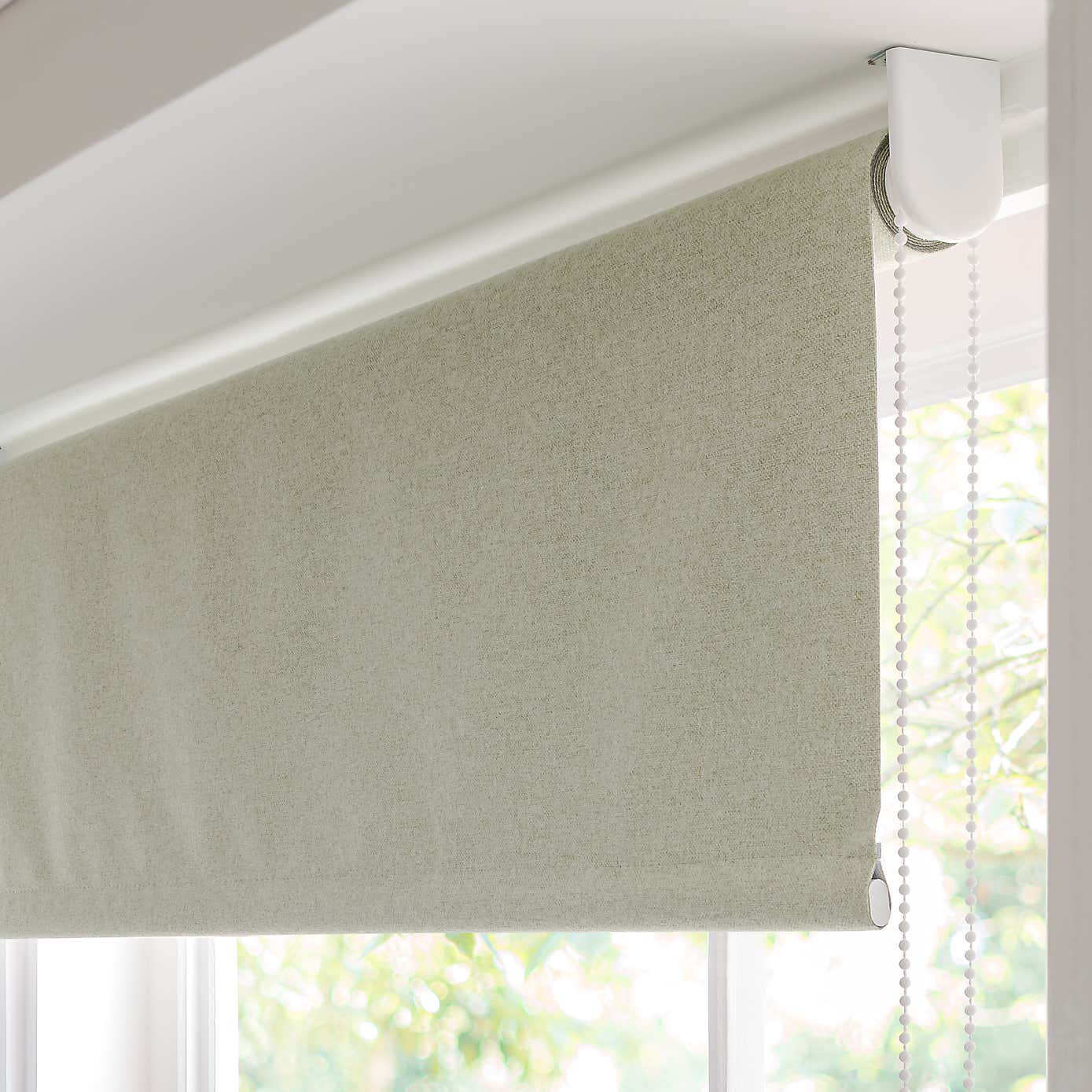 Carousel zoom image position 4 of 6