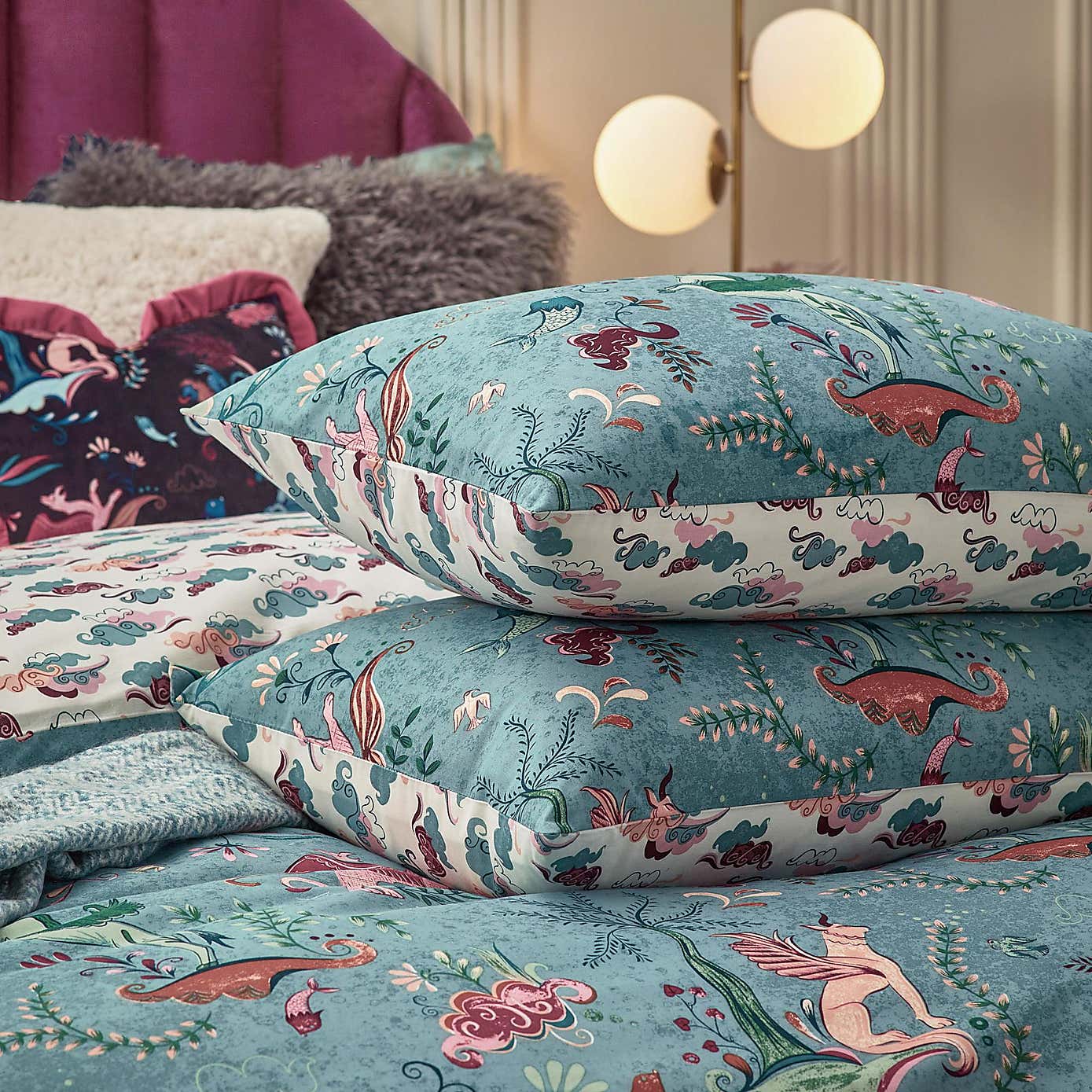 Carousel zoom image position 3 of 3