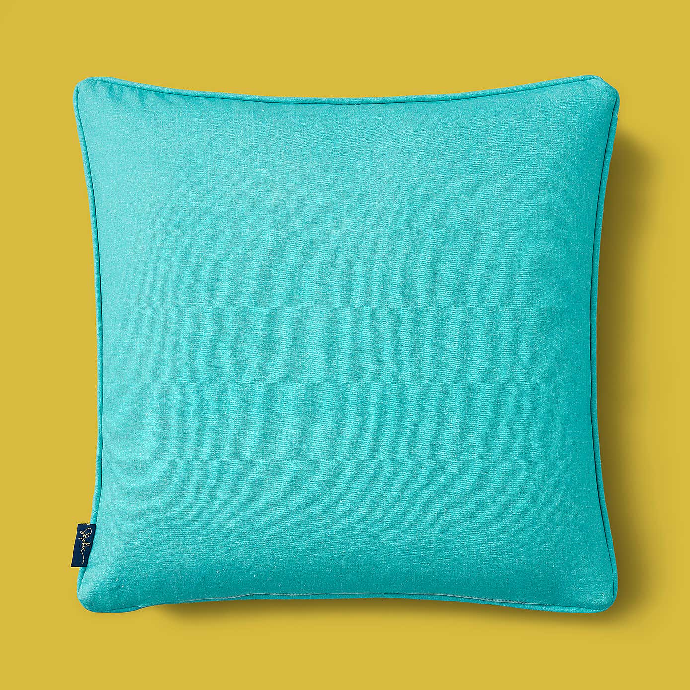 Carousel zoom image position 4 of 4