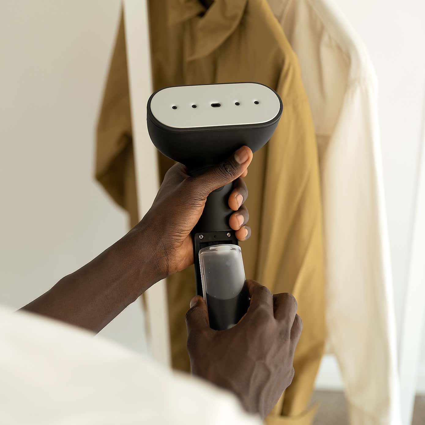 Carousel zoom image position 8 of 9