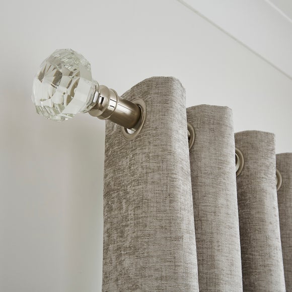 Carousel navigation image position 4 of 7