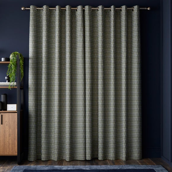 Carousel navigation image position 4 of 5