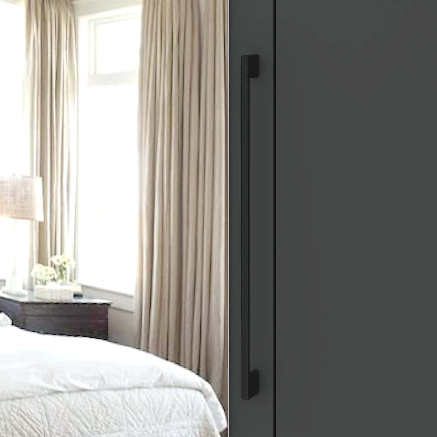 Carousel zoom image position 4 of 8